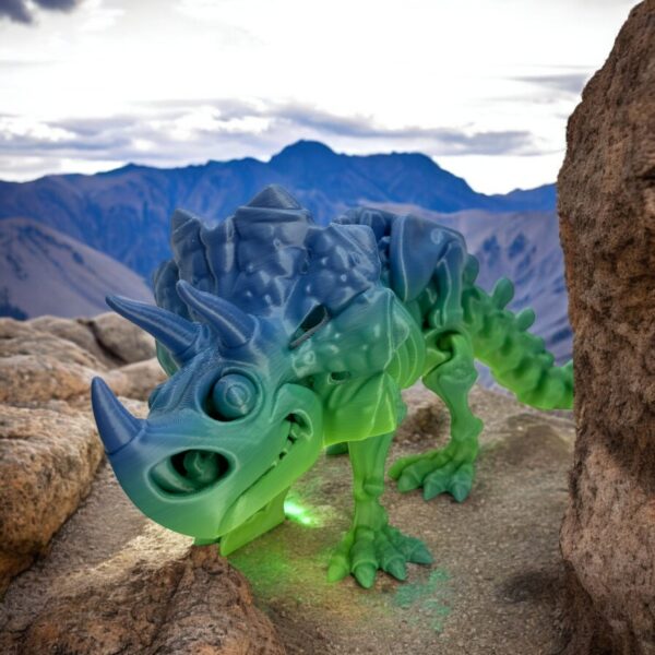 🦖 Triceratops – El Titán de los Tres Cuernos
